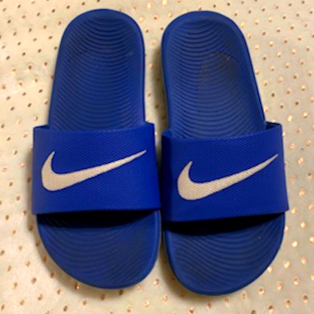 NIKE slides